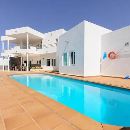 Perseidas 코스타 테기세